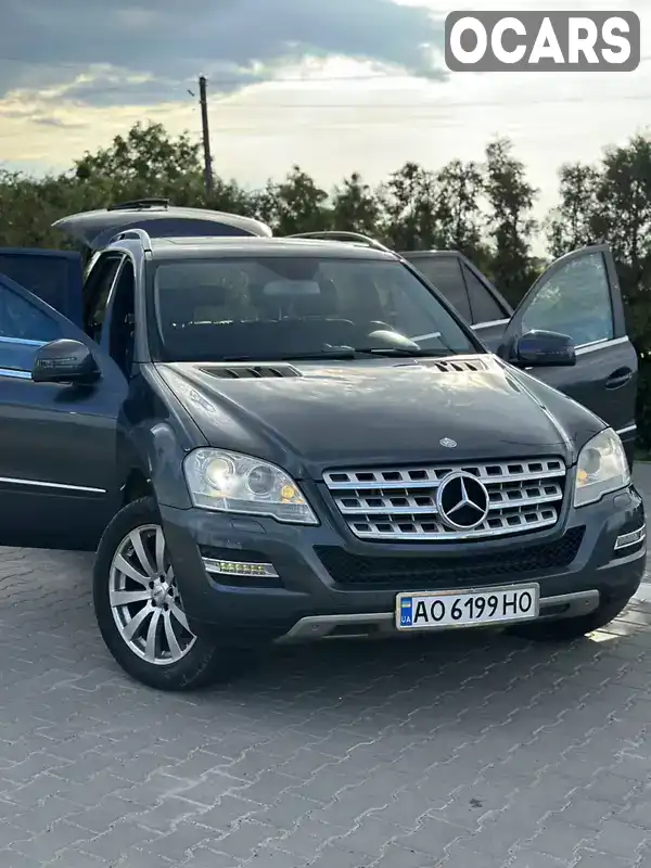 Позашляховик / Кросовер Mercedes-Benz M-Class 2010 3 л. Автомат обл. Львівська, Радехів - Фото 1/21