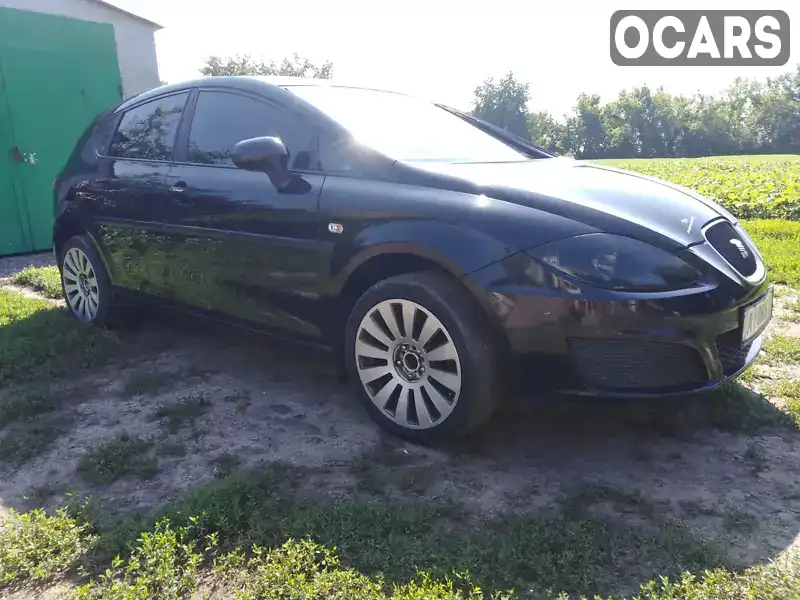 Хетчбек SEAT Leon 2011 1.6 л. Ручна / Механіка обл. Київська, Тетіїв - Фото 1/21