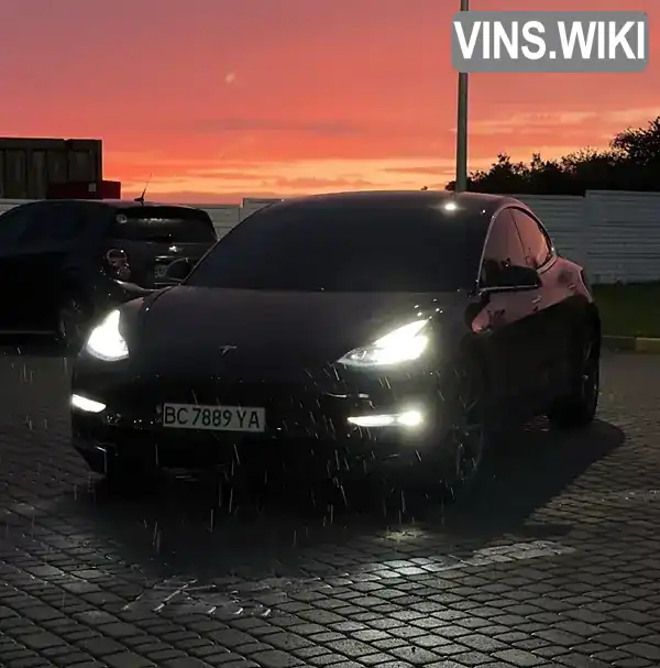 Седан Tesla Model 3 2019 null_content л. обл. Львівська, Львів - Фото 1/21