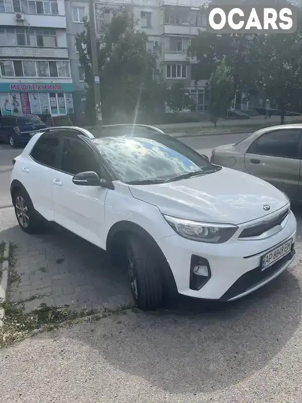 Позашляховик / Кросовер Kia Stonic 2018 1.4 л. Ручна / Механіка обл. Запорізька, Запоріжжя - Фото 1/11