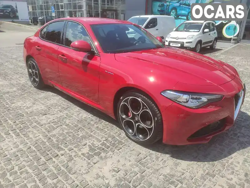 Седан Alfa Romeo Giulia 2021 2 л. Автомат обл. Дніпропетровська, Дніпро (Дніпропетровськ) - Фото 1/21