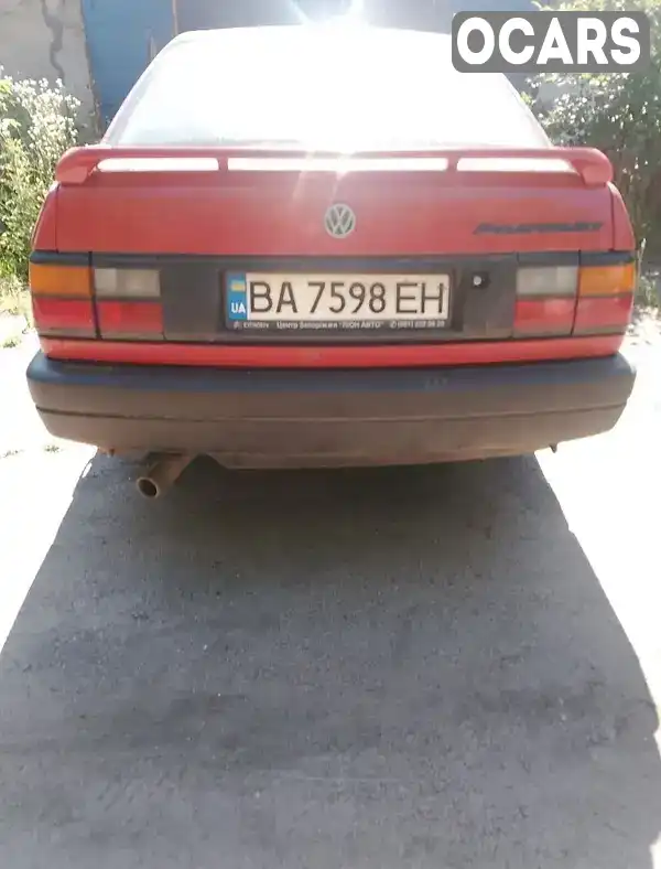 Седан Volkswagen Passat 1989 1.8 л. Ручна / Механіка обл. Дніпропетровська, Жовті Води - Фото 1/9