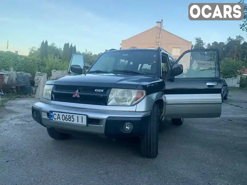 Внедорожник / Кроссовер Mitsubishi Pajero 2001 2 л. Ручная / Механика обл. Киевская, Вышгород - Фото 1/10