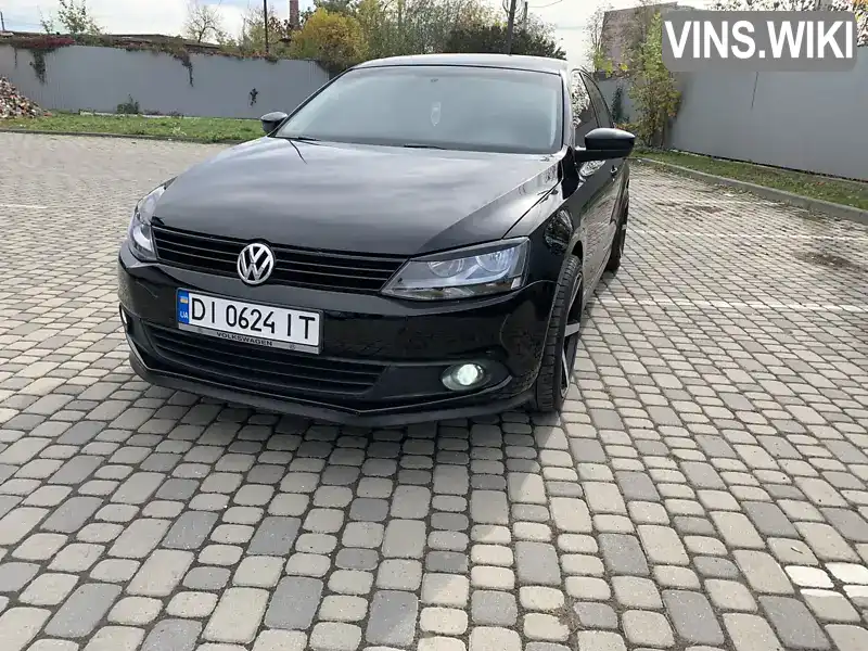 Седан Volkswagen Jetta 2012 2 л. Ручна / Механіка обл. Івано-Франківська, Івано-Франківськ - Фото 1/21