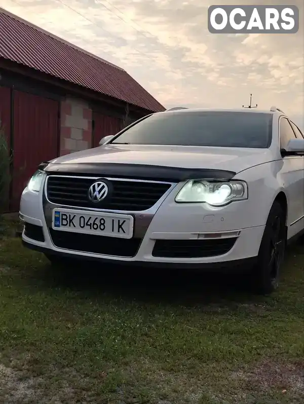 Універсал Volkswagen Passat 2009 1.4 л. Ручна / Механіка обл. Рівненська, Володимирець - Фото 1/12