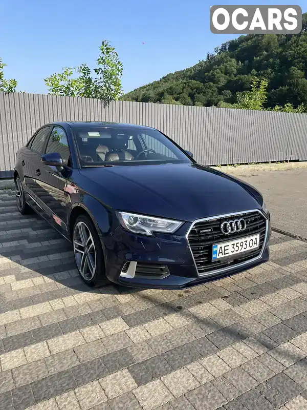 Седан Audi A3 2017 2 л. Автомат обл. Закарпатська, Мукачево - Фото 1/12