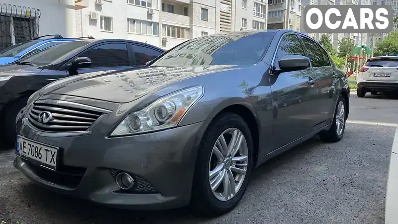 Седан Infiniti G25 2011 2.5 л. Автомат обл. Черкасская, Черкассы - Фото 1/12