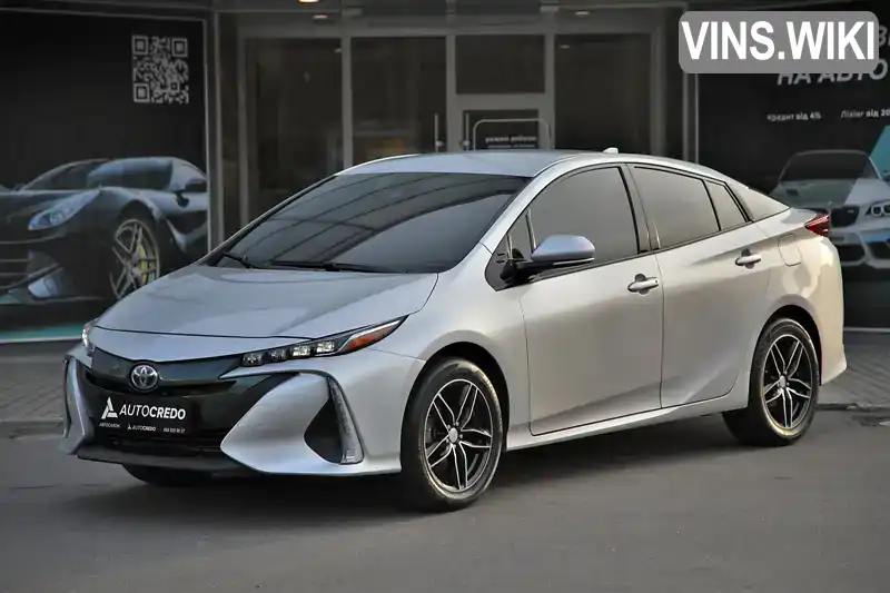 Хетчбек Toyota Prius 2017 1.8 л. Автомат обл. Харківська, Харків - Фото 1/21