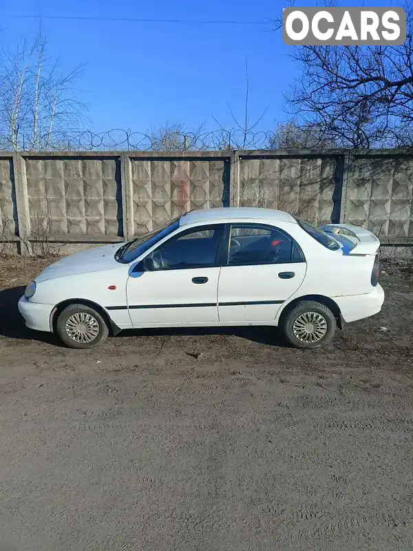 Седан Daewoo Lanos 2014 1.3 л. Ручная / Механика обл. Харьковская, Харьков - Фото 1/8