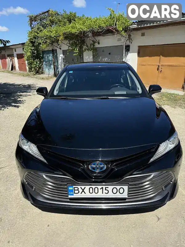 Седан Toyota Camry 2020 2.49 л. Автомат обл. Хмельницька, Кам'янець-Подільський - Фото 1/13