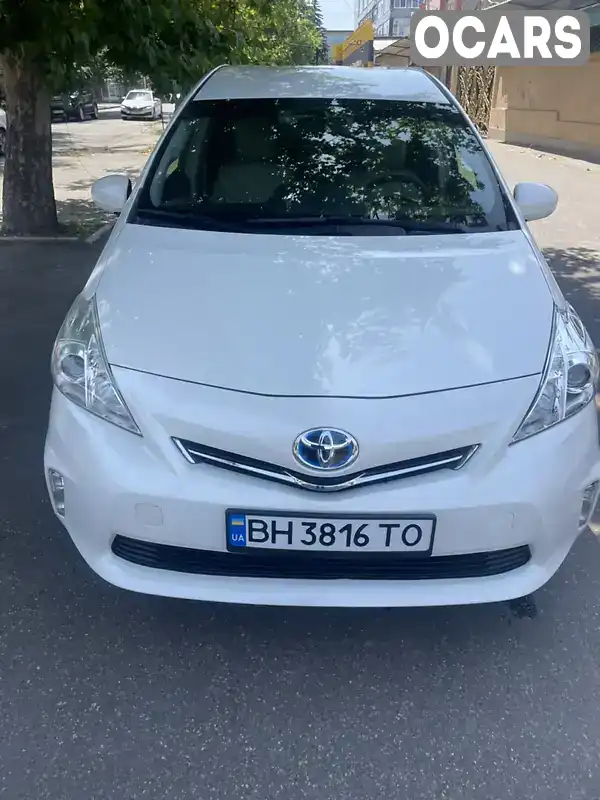 Універсал Toyota Prius v 2012 1.8 л. Автомат обл. Одеська, Одеса - Фото 1/21