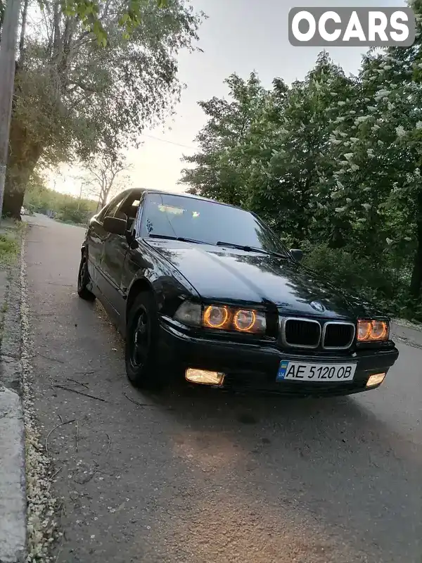 Седан BMW 3 Series 1996 1.8 л. Ручная / Механика обл. Киевская, Буча - Фото 1/5