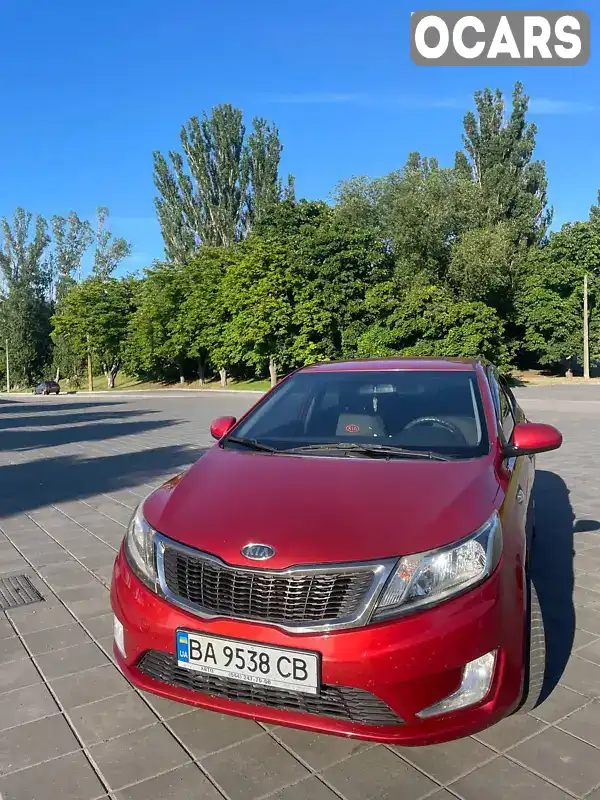 Седан Kia Rio 2011 1.6 л. Автомат обл. Кіровоградська, Світловодськ - Фото 1/16