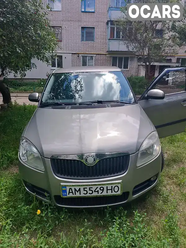 Хетчбек Skoda Fabia 2007 1.4 л. Ручна / Механіка обл. Житомирська, Коростень - Фото 1/11