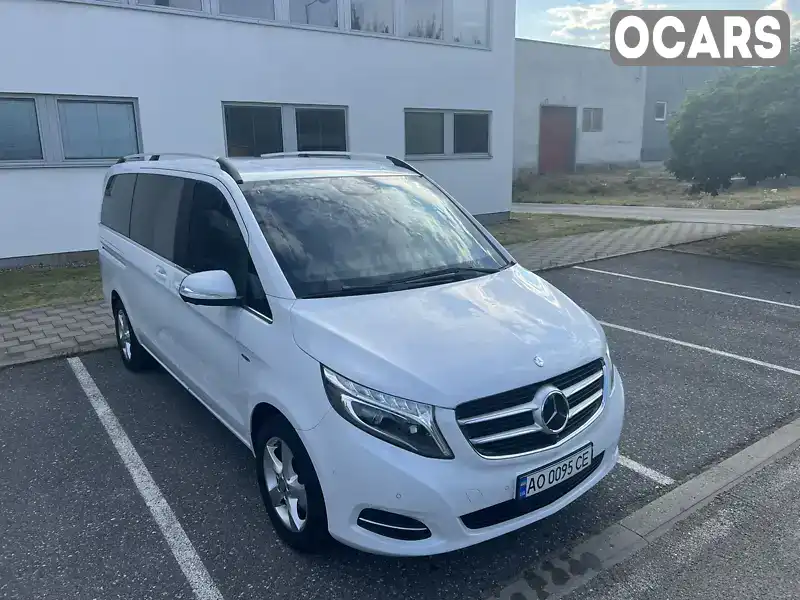 Мінівен Mercedes-Benz V-Class 2015 2.14 л. Автомат обл. Закарпатська, Ужгород - Фото 1/21