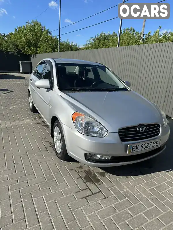 Седан Hyundai Accent 2008 1.4 л. Ручна / Механіка обл. Рівненська, Сарни - Фото 1/21