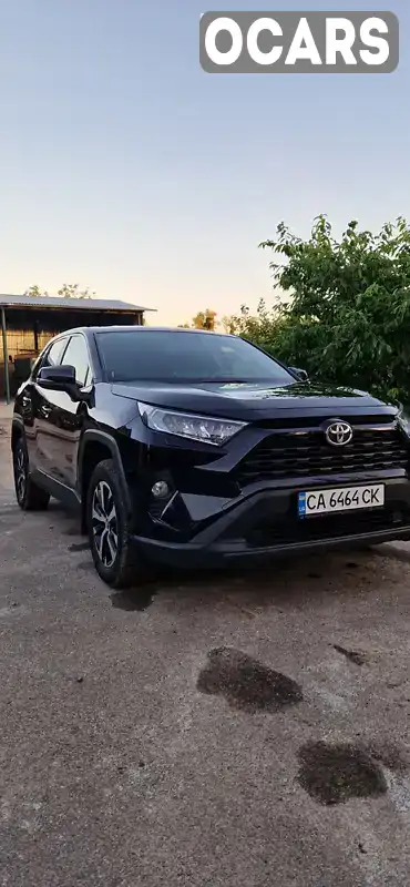 Позашляховик / Кросовер Toyota RAV4 2020 1.99 л. Автомат обл. Черкаська, Черкаси - Фото 1/21