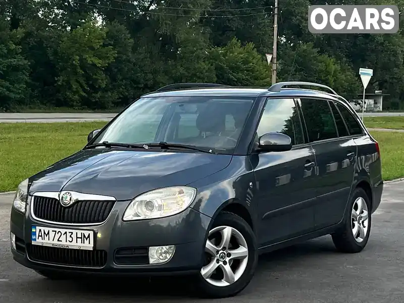 Універсал Skoda Fabia 2010 1.4 л. Ручна / Механіка обл. Житомирська, Звягель - Фото 1/21