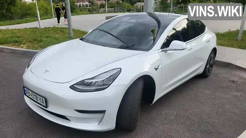 Седан Tesla Model 3 2020 null_content л. обл. Вінницька, Вінниця - Фото 1/21