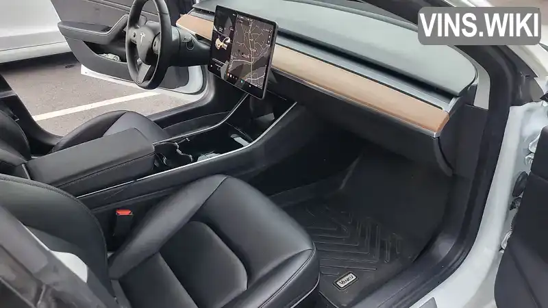 5YJ3E1EB9LF636744 Tesla Model 3 2020 Седан  Фото 9