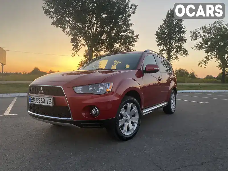 Внедорожник / Кроссовер Mitsubishi Outlander XL 2011 2.36 л. Автомат обл. Волынская, Луцк - Фото 1/21