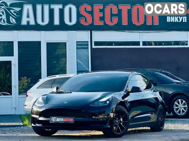 5YJ3E1EA7NF252441 Tesla Model 3 2022 Седан  Фото 1