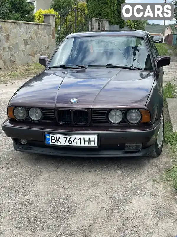 Седан BMW 5 Series 1992 1.99 л. Ручна / Механіка обл. Чернівецька, Заставна - Фото 1/17