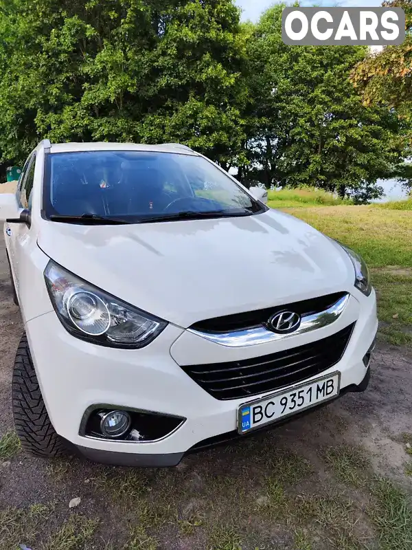 Внедорожник / Кроссовер Hyundai ix35 2012 2 л. Автомат обл. Львовская, Львов - Фото 1/12