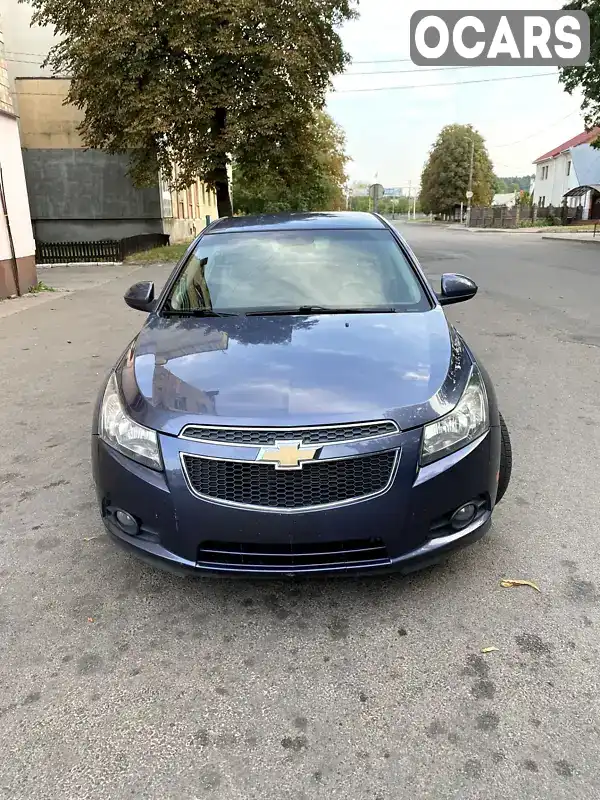 Седан Chevrolet Cruze 2012 1.4 л. Автомат обл. Рівненська, Рівне - Фото 1/8