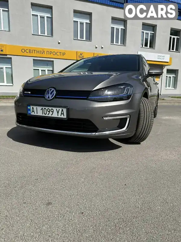 Хэтчбек Volkswagen e-Golf 2014 null_content л. Автомат обл. Черниговская, Чернигов - Фото 1/10