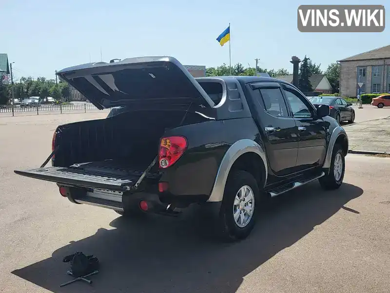 Пікап Mitsubishi L 200 2010 2.48 л. Ручна / Механіка обл. Житомирська, Черняхів - Фото 1/11