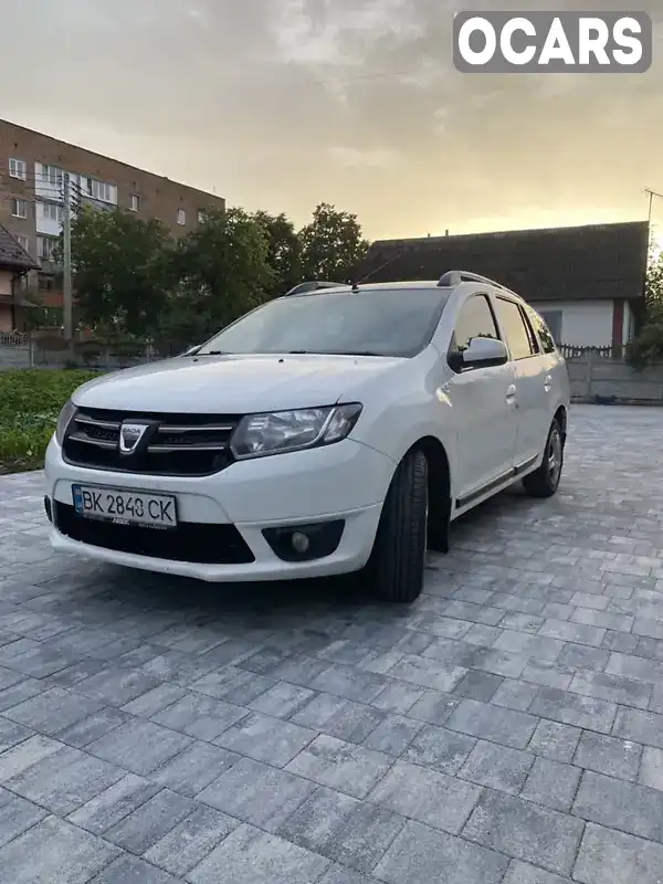 Седан Dacia Logan 2015 1.5 л. Ручна / Механіка обл. Рівненська, Дубно - Фото 1/12