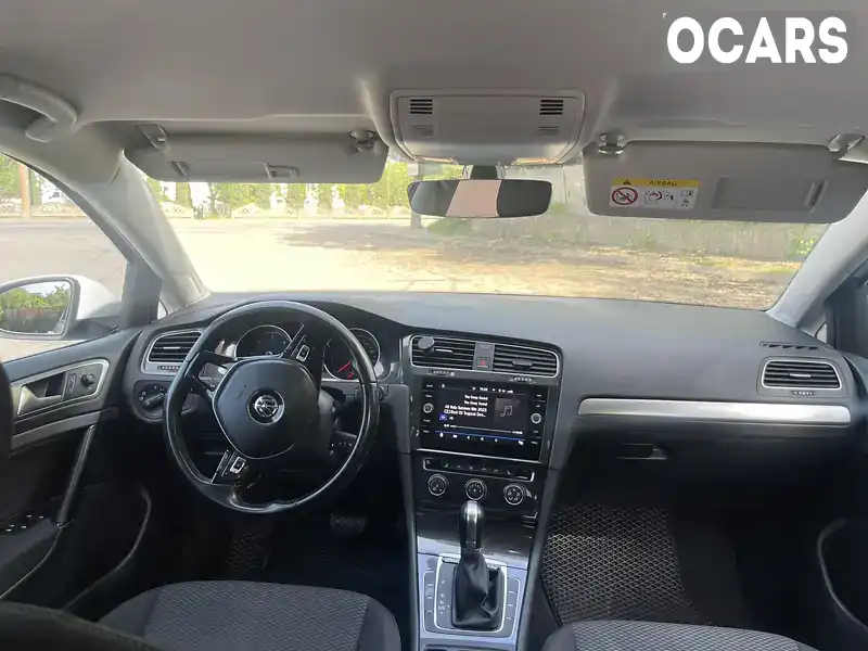 WVWZZZAUZJP008351 Volkswagen Golf 2017 Універсал 1.6 л. Фото 3