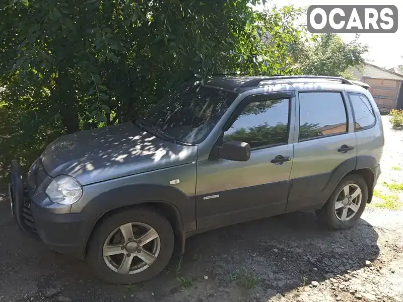 Позашляховик / Кросовер Chevrolet Niva 2012 1.69 л. Ручна / Механіка обл. Харківська, Харків - Фото 1/8