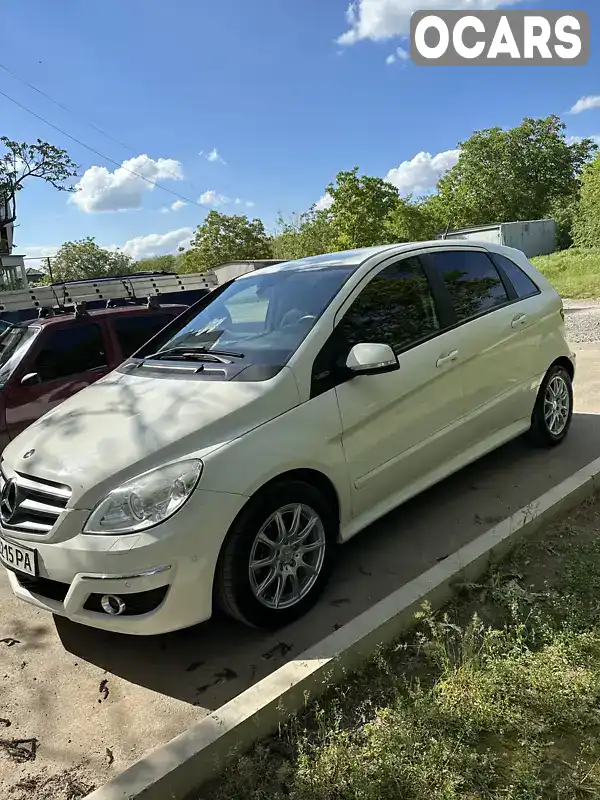 WDD2452322J573543 Mercedes-Benz B-Class 2010 Хетчбек 1.7 л. Фото 2