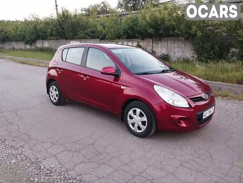 Хетчбек Hyundai i20 2011 1.4 л. Автомат обл. Дніпропетровська, Дніпро (Дніпропетровськ) - Фото 1/13