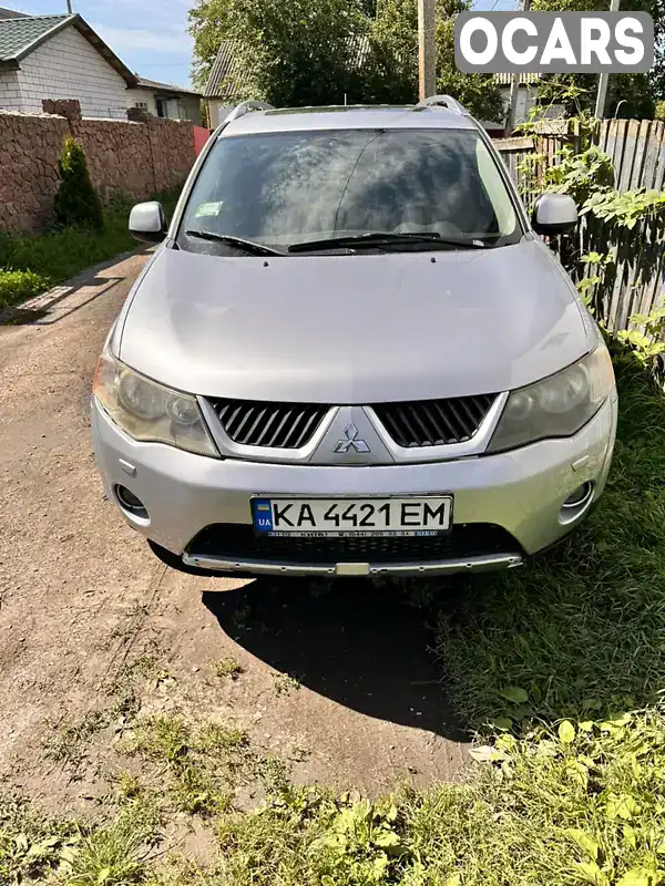 Позашляховик / Кросовер Mitsubishi Outlander XL 2008 3 л. Автомат обл. Київська, Березань - Фото 1/9