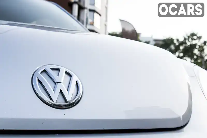 3VWF17AT7FM655977 Volkswagen Beetle 2015 Хетчбек  Фото 8