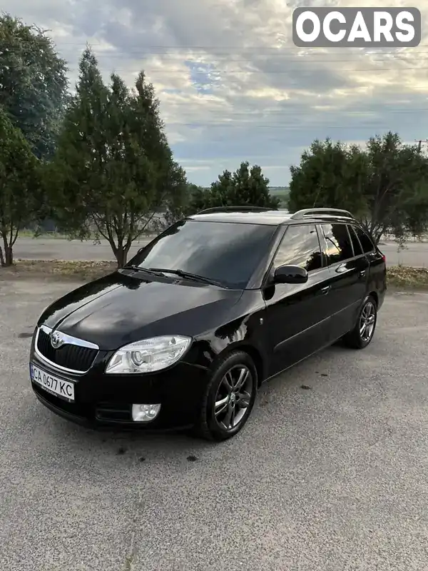 Універсал Skoda Fabia 2008 1.4 л. Ручна / Механіка обл. Черкаська, Звенигородка - Фото 1/17