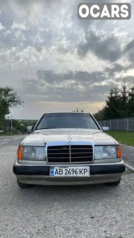 Седан Mercedes-Benz E-Class 1986 2 л. Ручна / Механіка обл. Вінницька, Тульчин - Фото 1/12