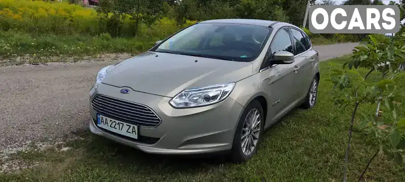 Хетчбек Ford Focus 2017 null_content л. Автомат обл. Київська, Київ - Фото 1/21