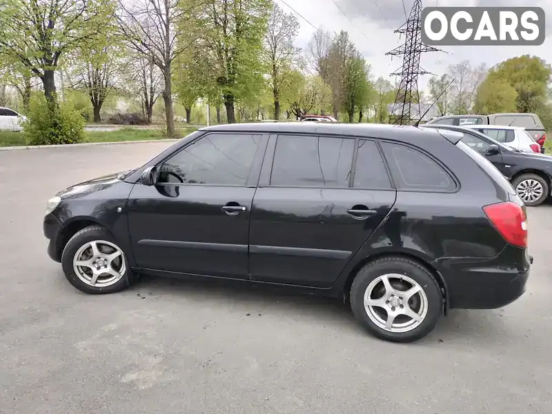 TMBJL65J0B3053329 Skoda Fabia 2010 Універсал 1.6 л. Фото 3