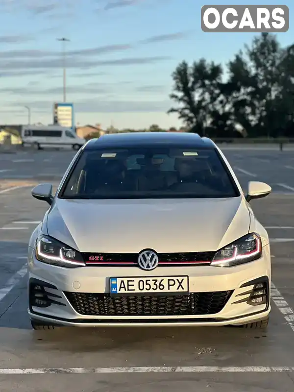 3VW6T7AU8KM030520 Volkswagen Golf GTI 2019 Хетчбек 2 л. Фото 2