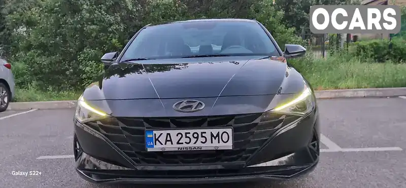 Седан Hyundai Elantra 2021 2 л. Автомат обл. Київська, Київ - Фото 1/21