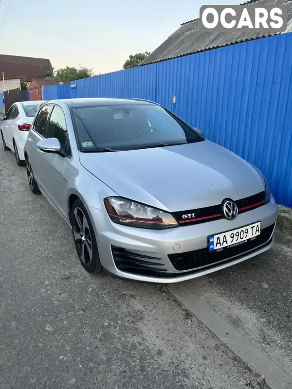 Хетчбек Volkswagen Golf GTI 2014 1.98 л. Автомат обл. Київська, Київ - Фото 1/9