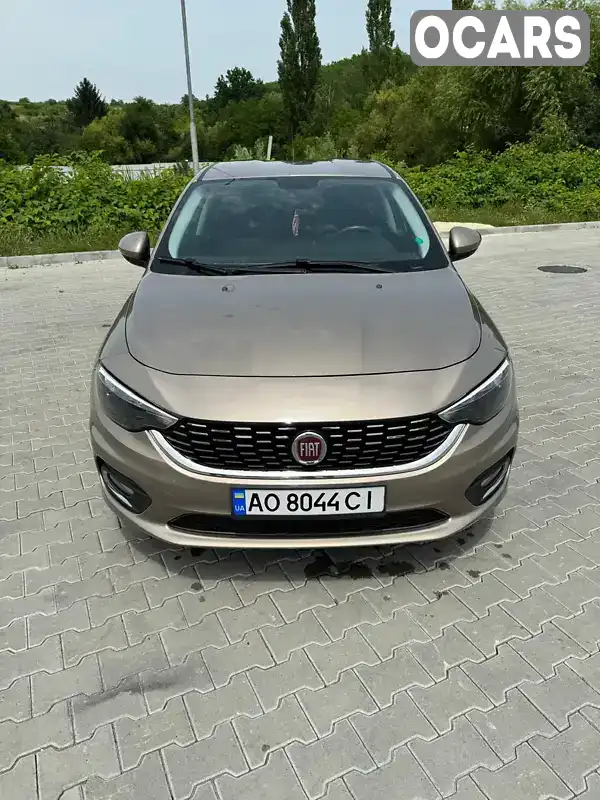 Седан Fiat Tipo 2019 1.37 л. Ручна / Механіка обл. Закарпатська, Ужгород - Фото 1/15