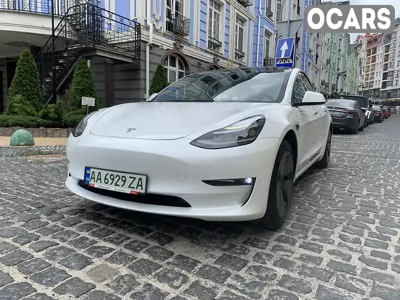 5YJ3E1EA2MF081743 Tesla Model 3 2021 Седан  Фото 1