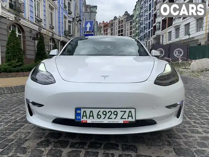 5YJ3E1EA2MF081743 Tesla Model 3 2021 Седан  Фото 2