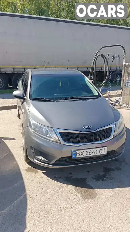 Седан Kia Rio 2013 1.4 л. Ручна / Механіка обл. Хмельницька, Нетішин - Фото 1/15