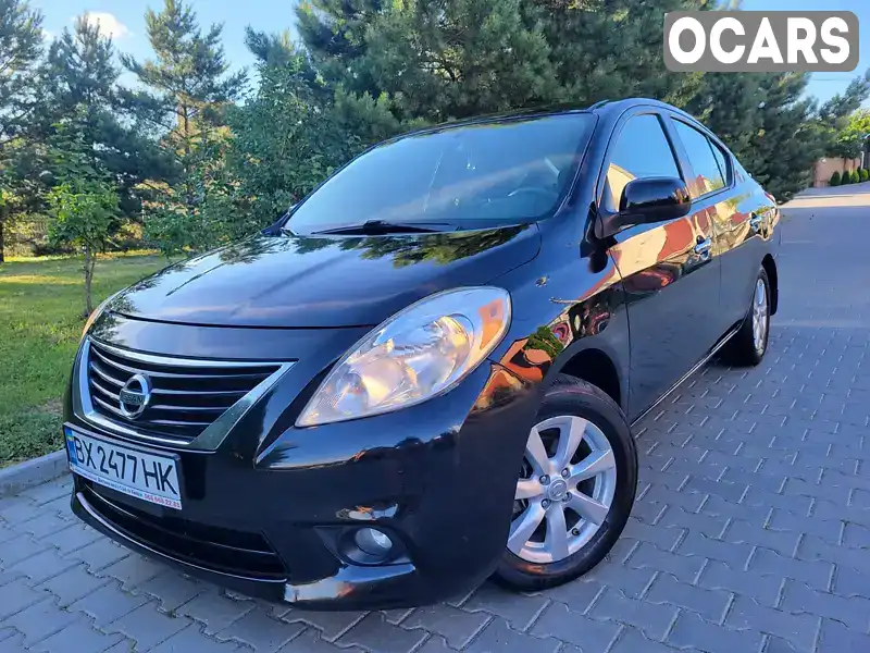 Седан Nissan Versa 2013 1.6 л. Автомат обл. Хмельницька, Хмельницький - Фото 1/21